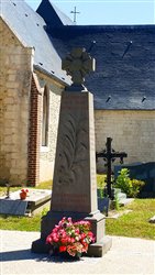 Le monument aux morts - Saint-Jean-de-Folleville